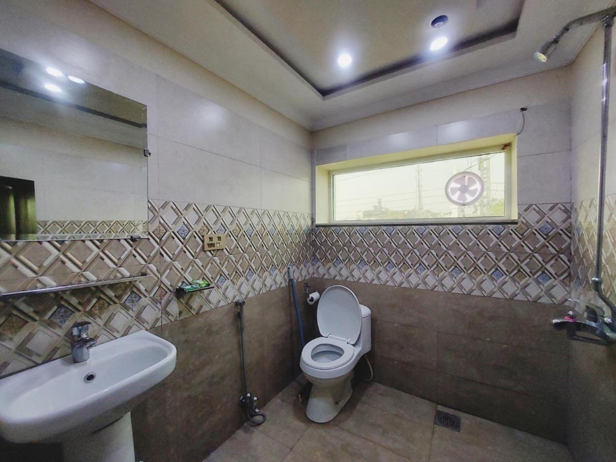 Hotel White Pearl Lahore Exterior photo