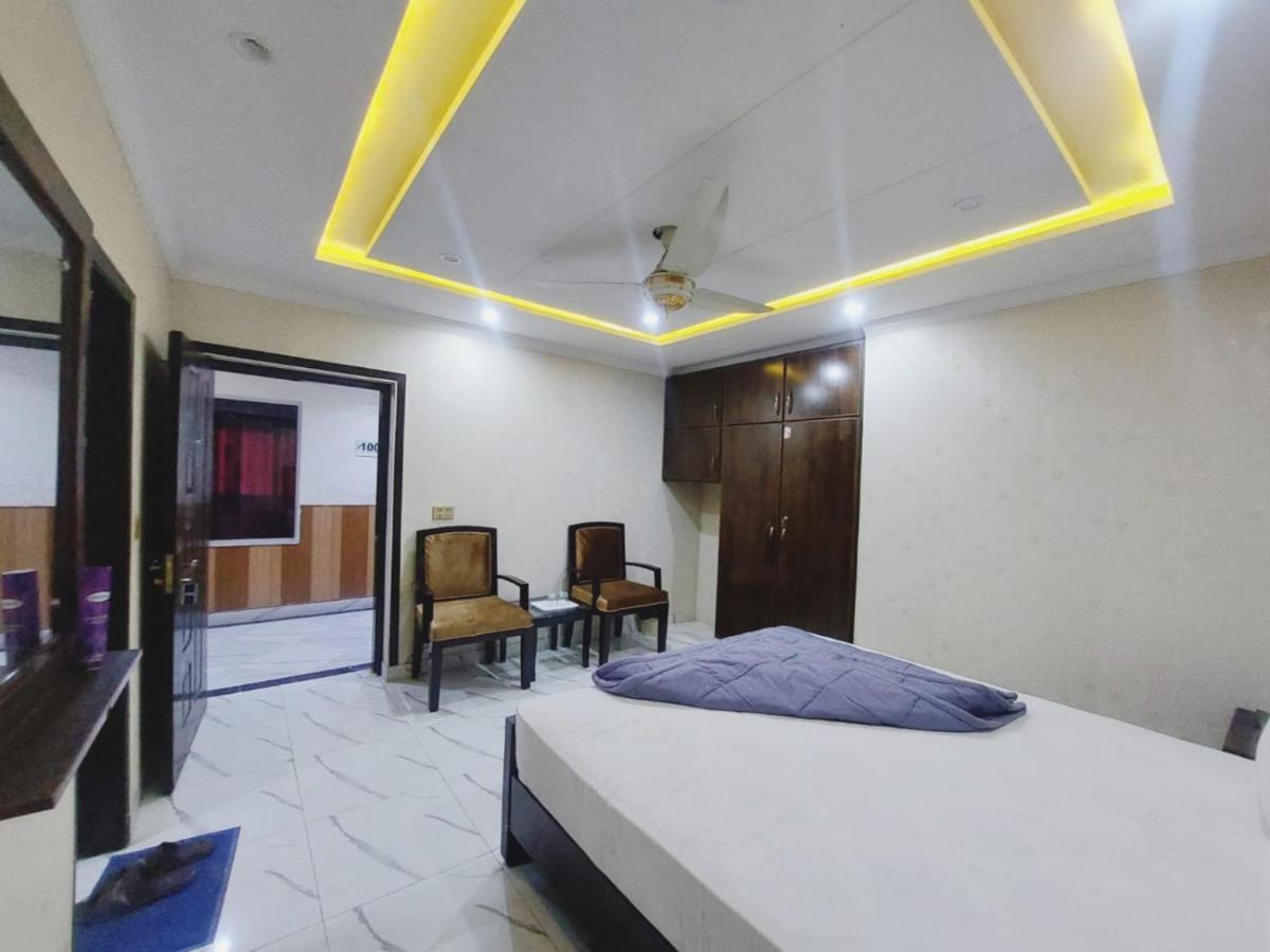 Hotel White Pearl Lahore Exterior photo